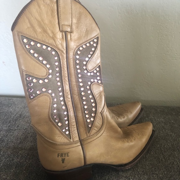 Cowboy boots!! - Picture 1 of 4
